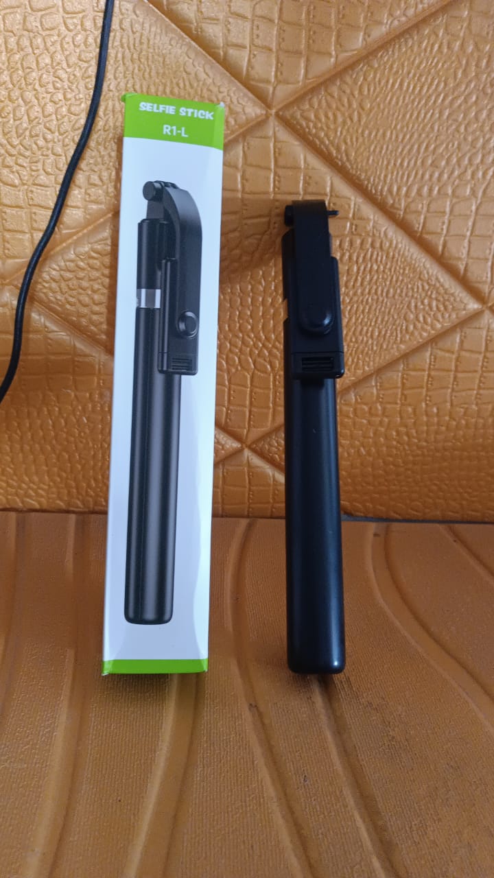 Selfie Stick with Tripod Stand