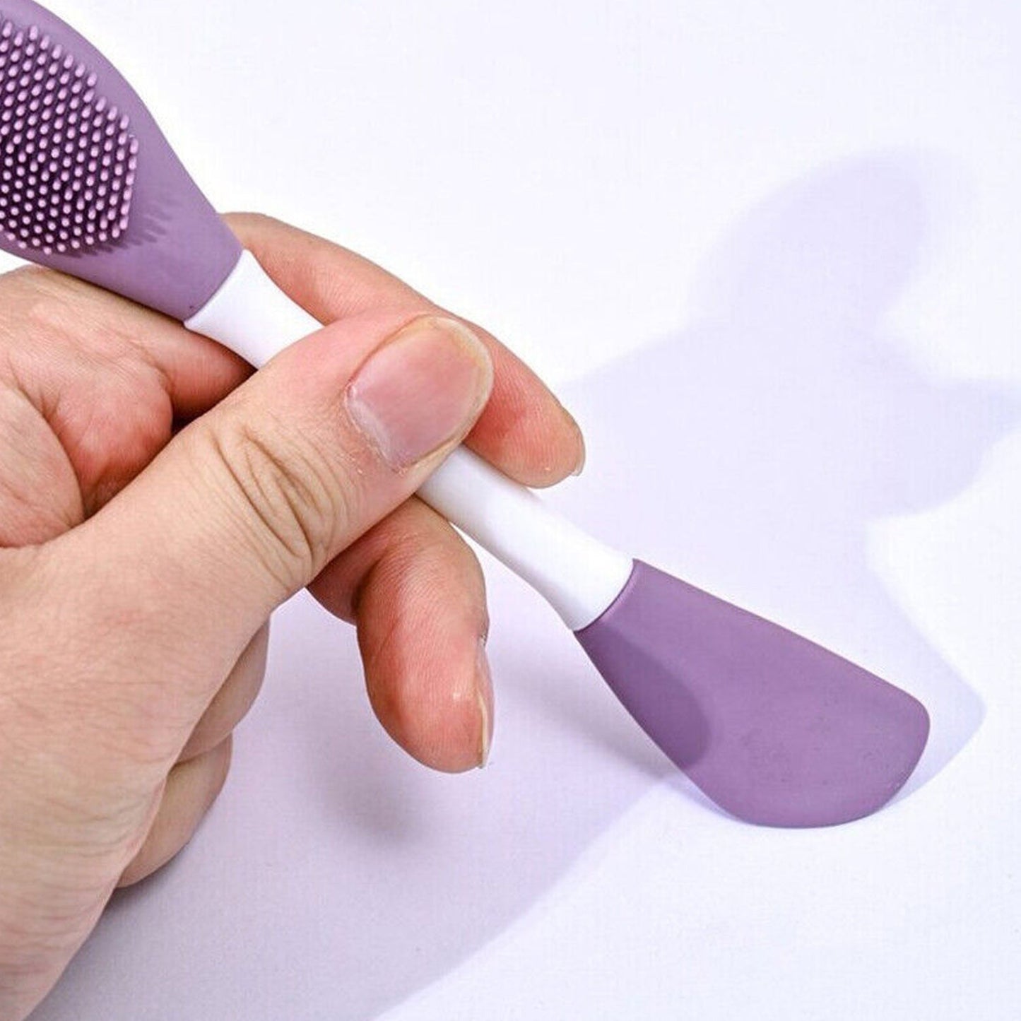 Double-Headed Silicone Mask Brush – Facial Cleansing & Mask Application Tool (1 Pc)
